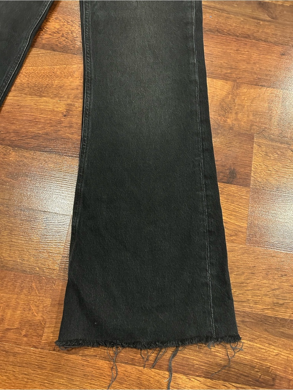 PAIGE Sofia Flare Leg Jeans Wide Leg Black Raw Hem Women’s Size 25 Mid-Rise - Picture 2 of 8